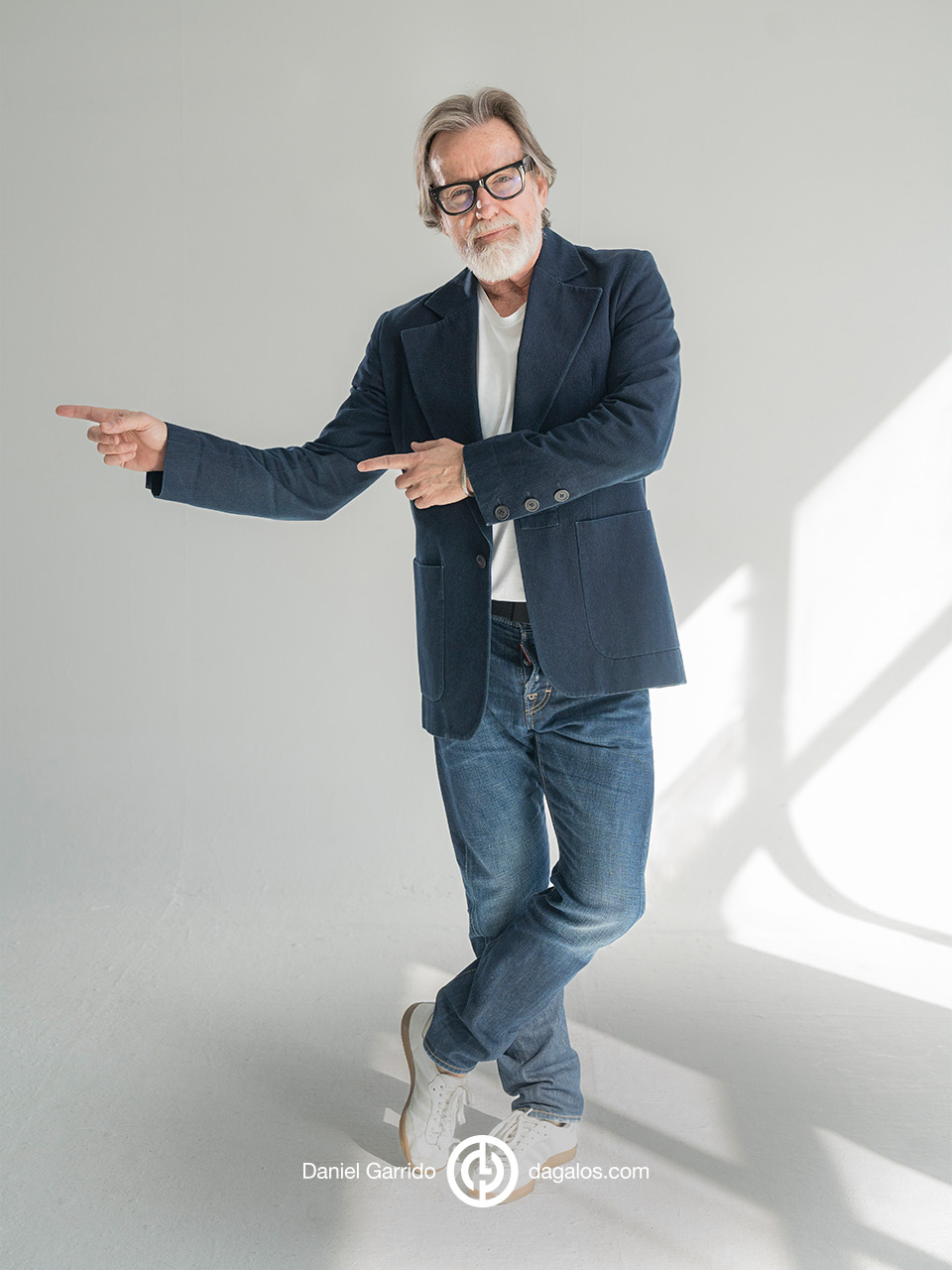 Daniel Garrido, fotógrafo profesional en Madrid, especializado en fotografía deportiva, fotografía de retrato y books, fotografía de espacios y fotografía de eventos.
