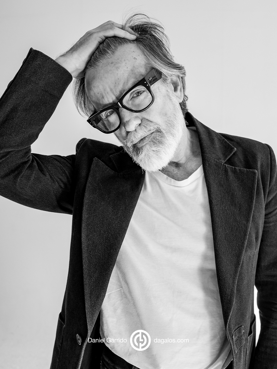 Daniel Garrido, fotógrafo profesional en Madrid, especializado en fotografía deportiva, fotografía de retrato y books, fotografía de espacios y fotografía de eventos.